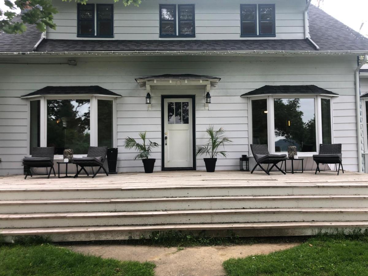 Auberge La Maison Bellemare Bed & Breakfast Saint-Jean-des Piles